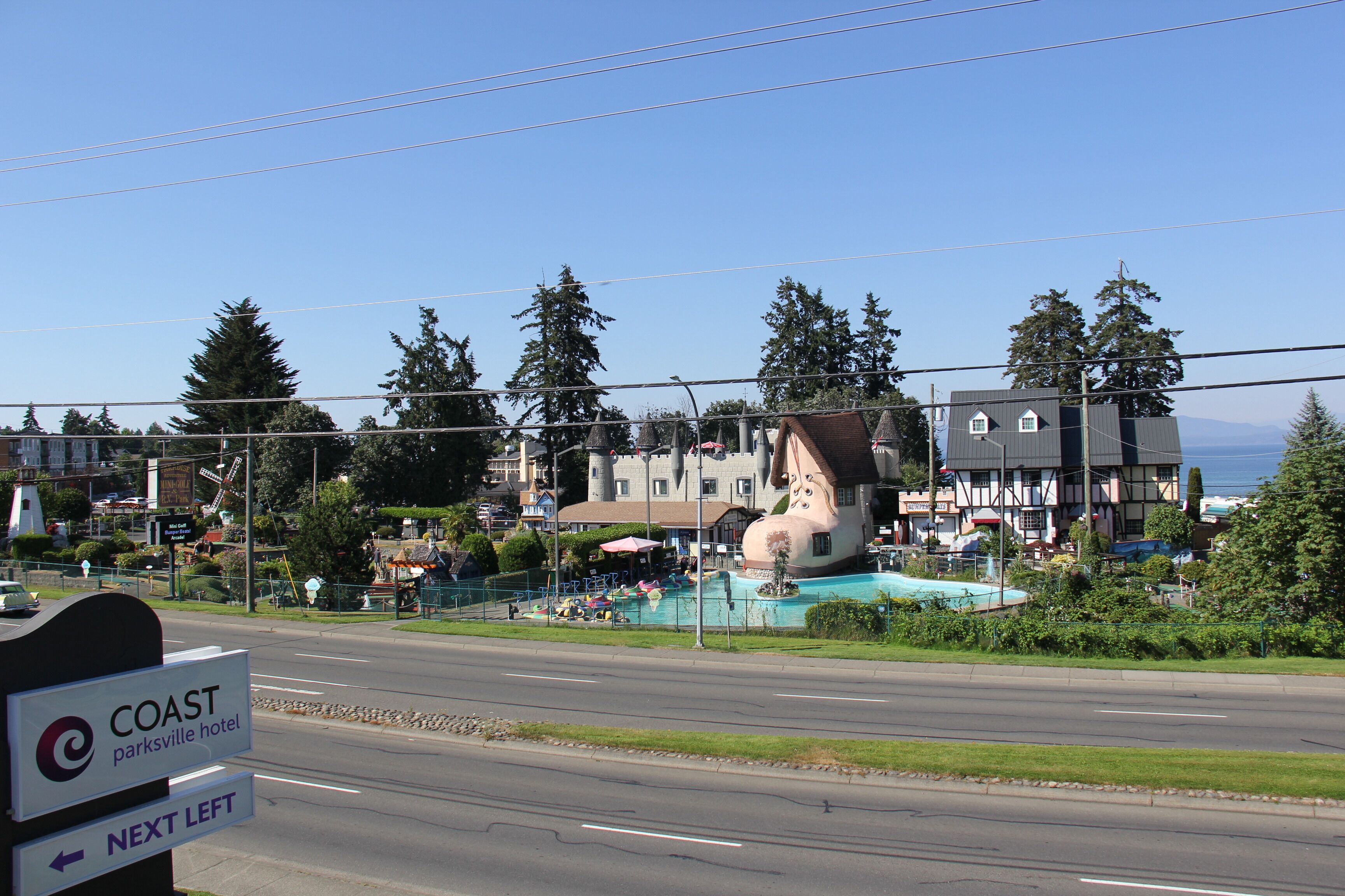 Coast Parksville Hotel