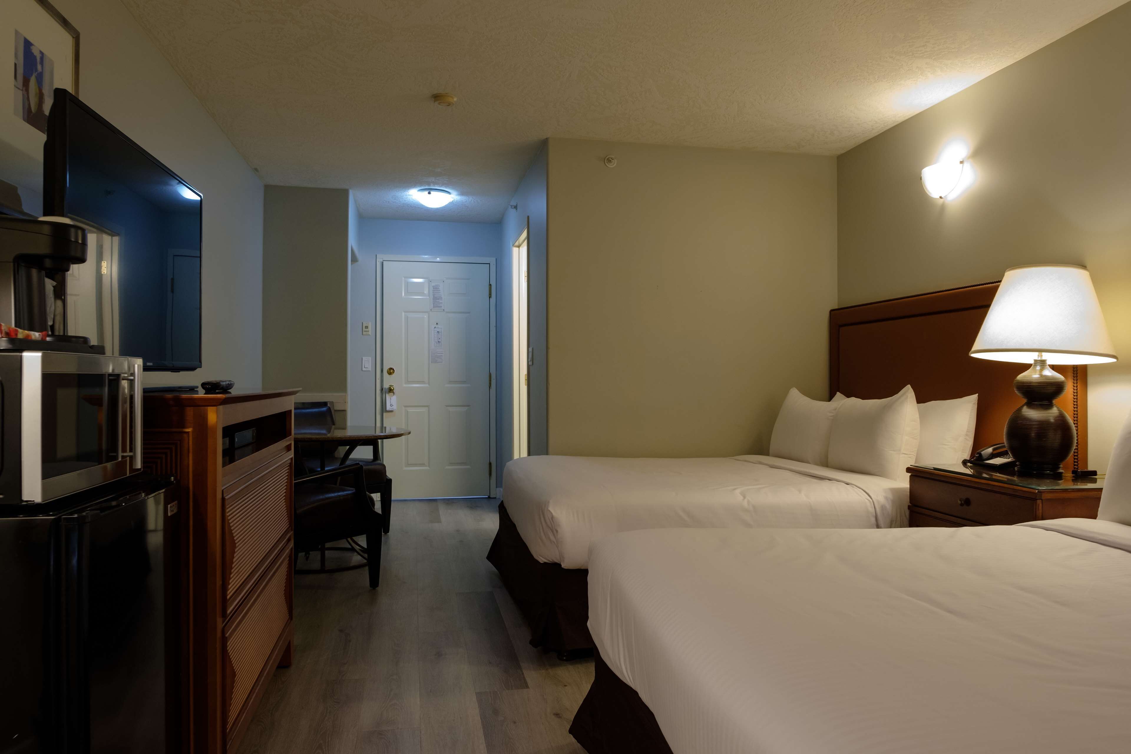 Coast Parksville Hotel
