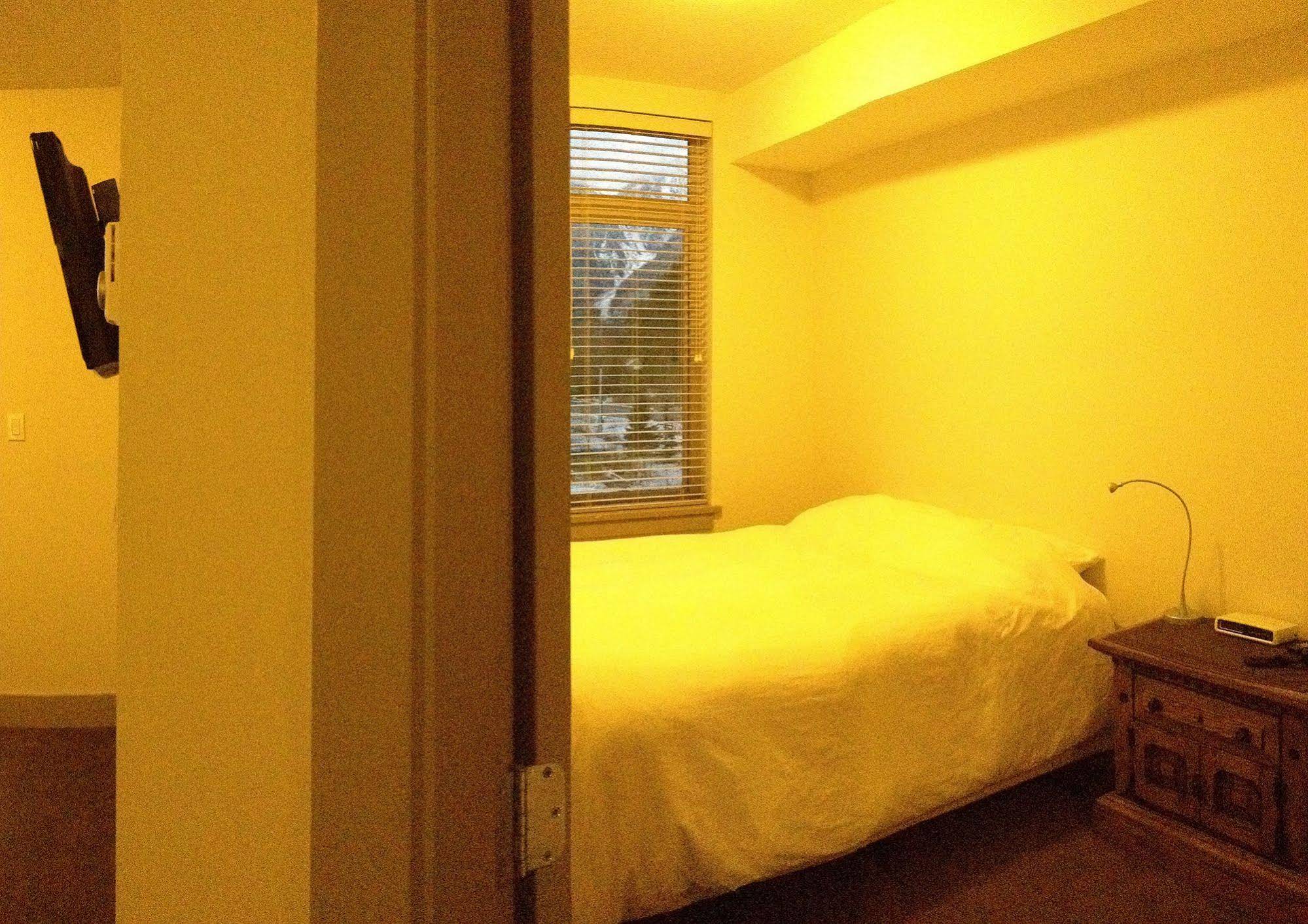 Pemberton Gateway Village Suites Hotel