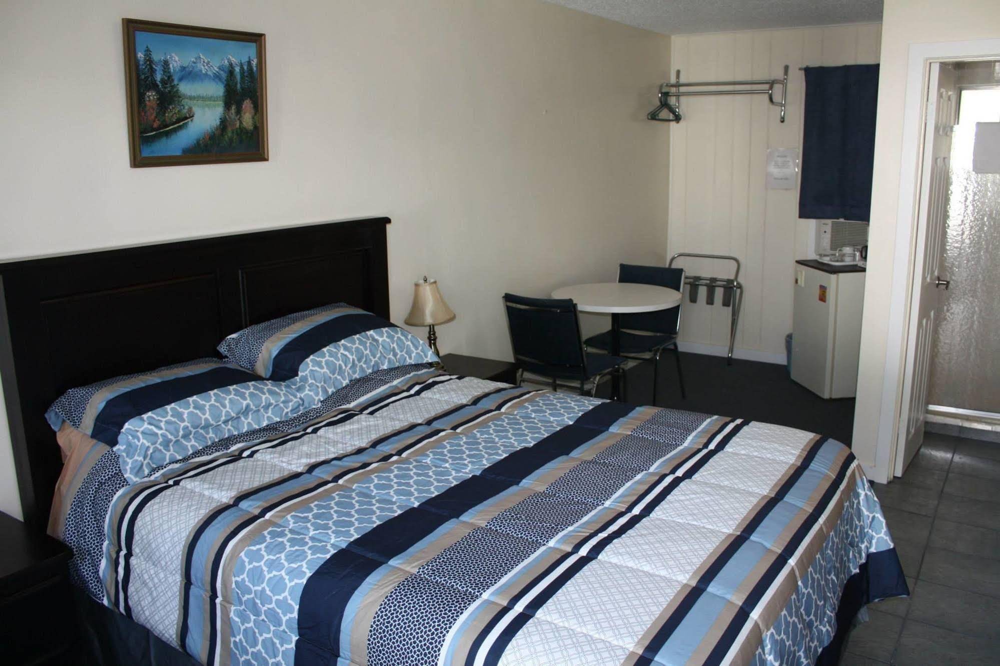 Sunny Beach Motel