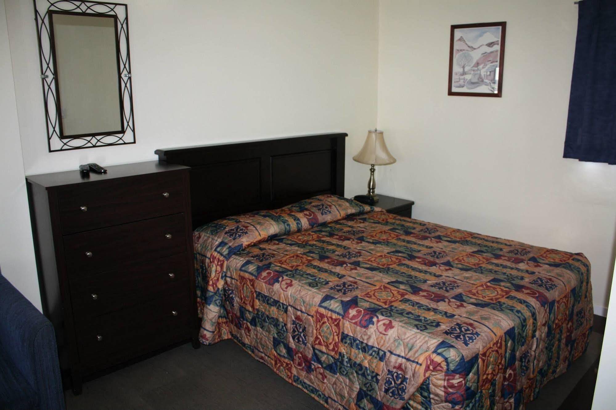 Sunny Beach Motel