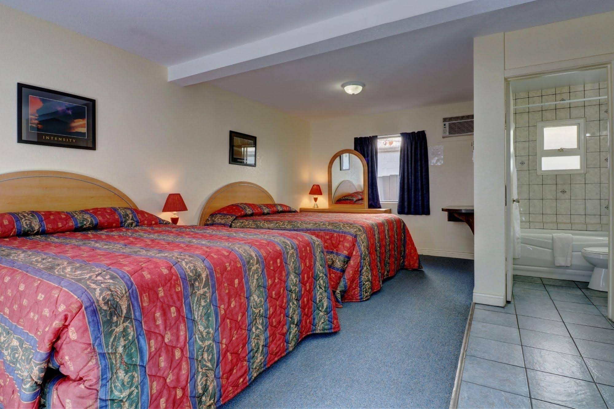 Sunny Beach Motel