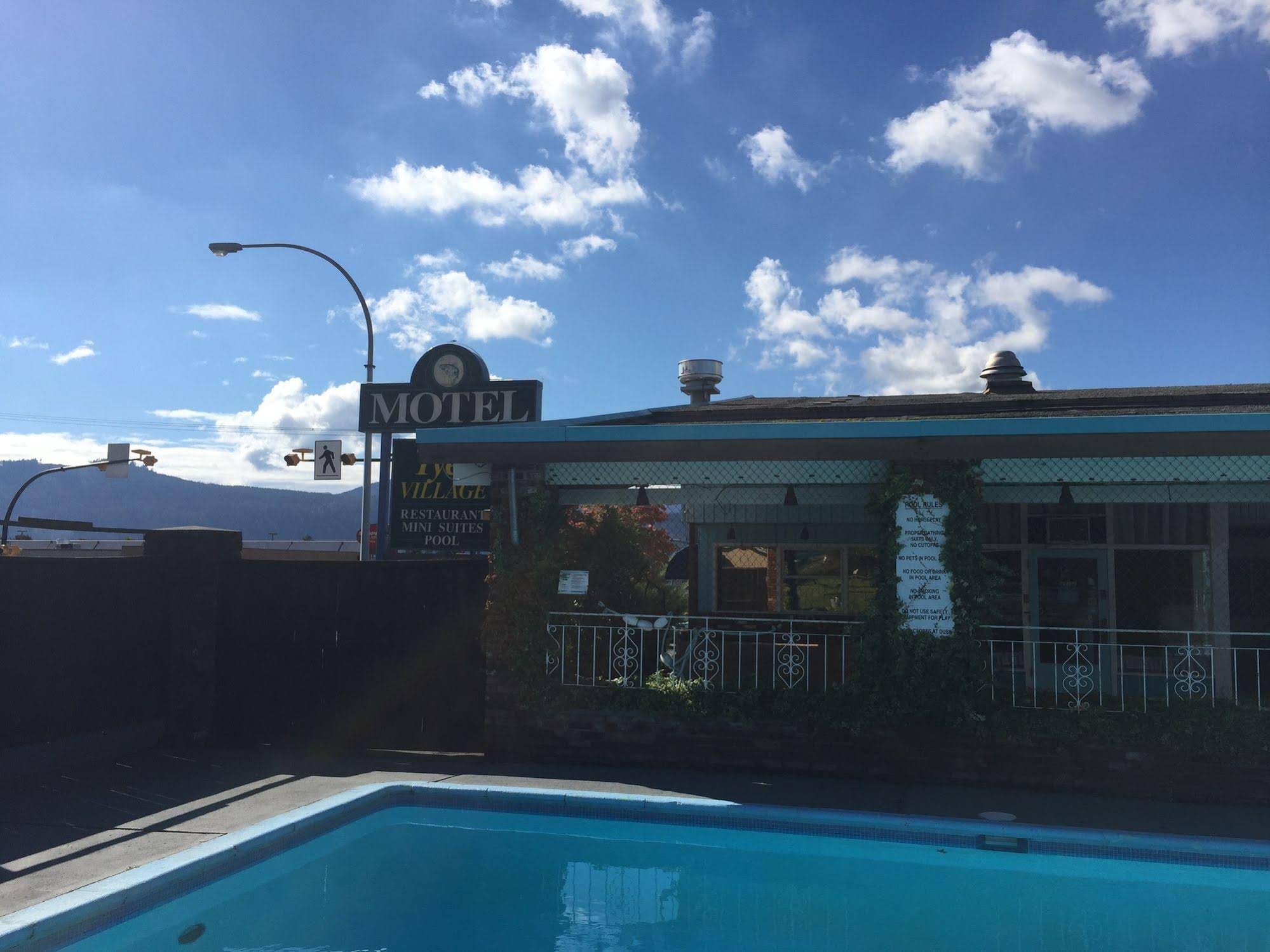 Tyee Village Motel