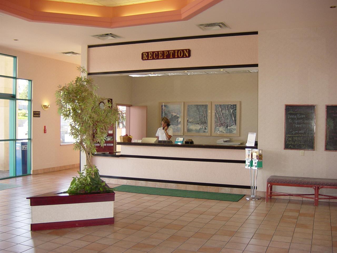 Powell River Town Centre Hotel