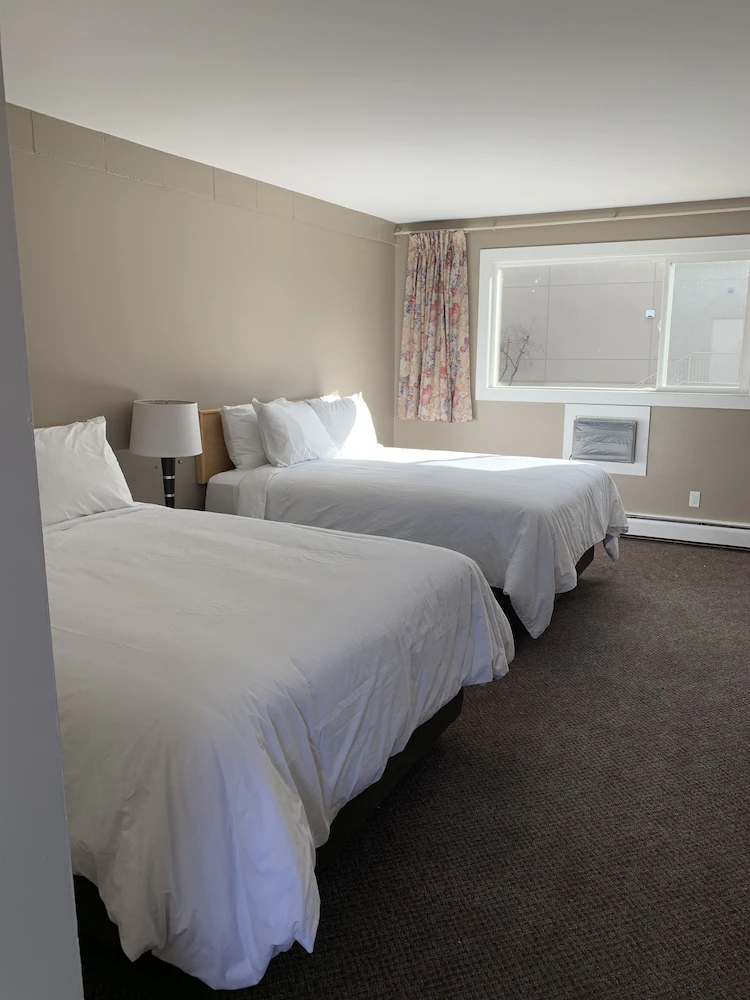 Anavada Inn & Suites-Spruceland