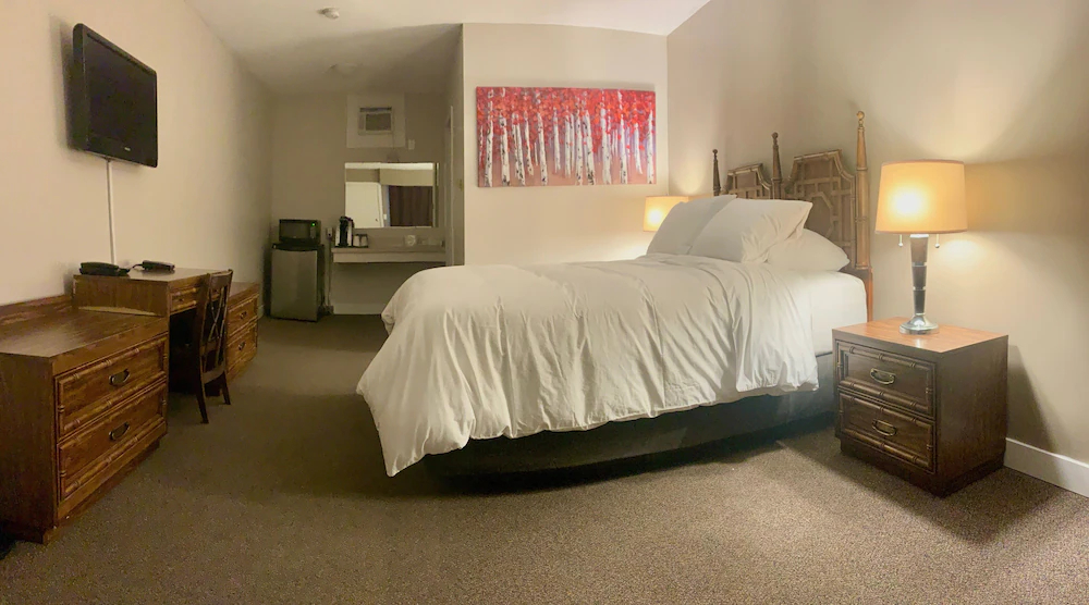 Anavada Inn & Suites-Spruceland