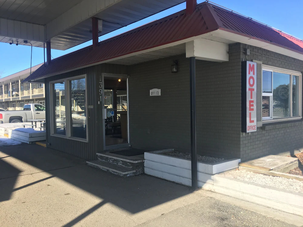 Anavada Inn & Suites-Spruceland