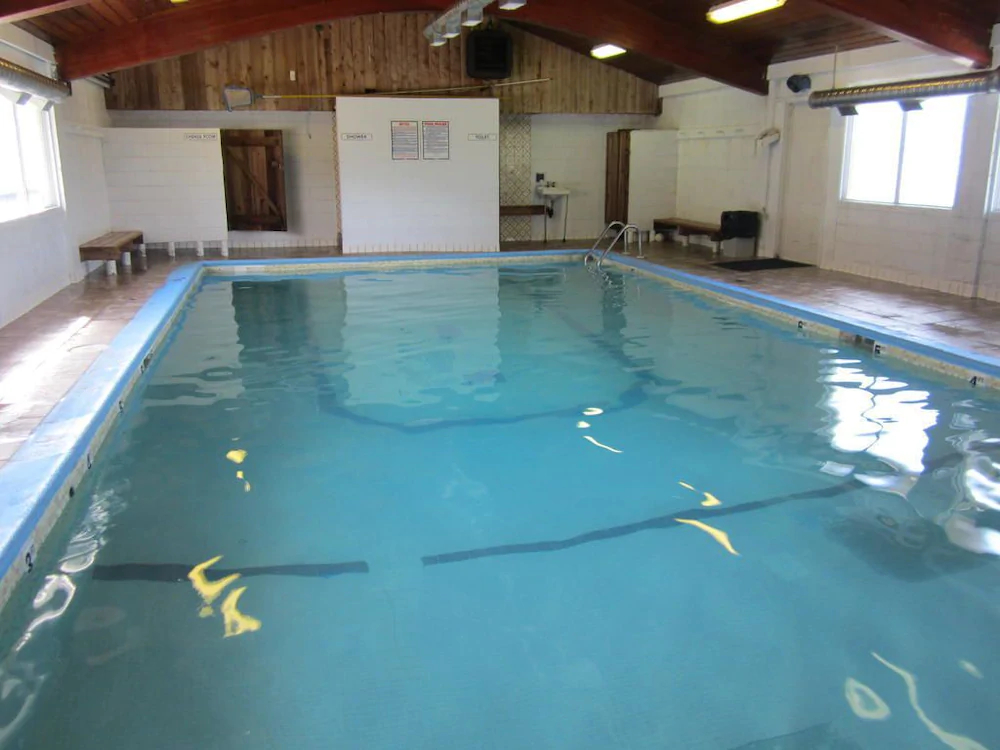 Camelot Court Motel