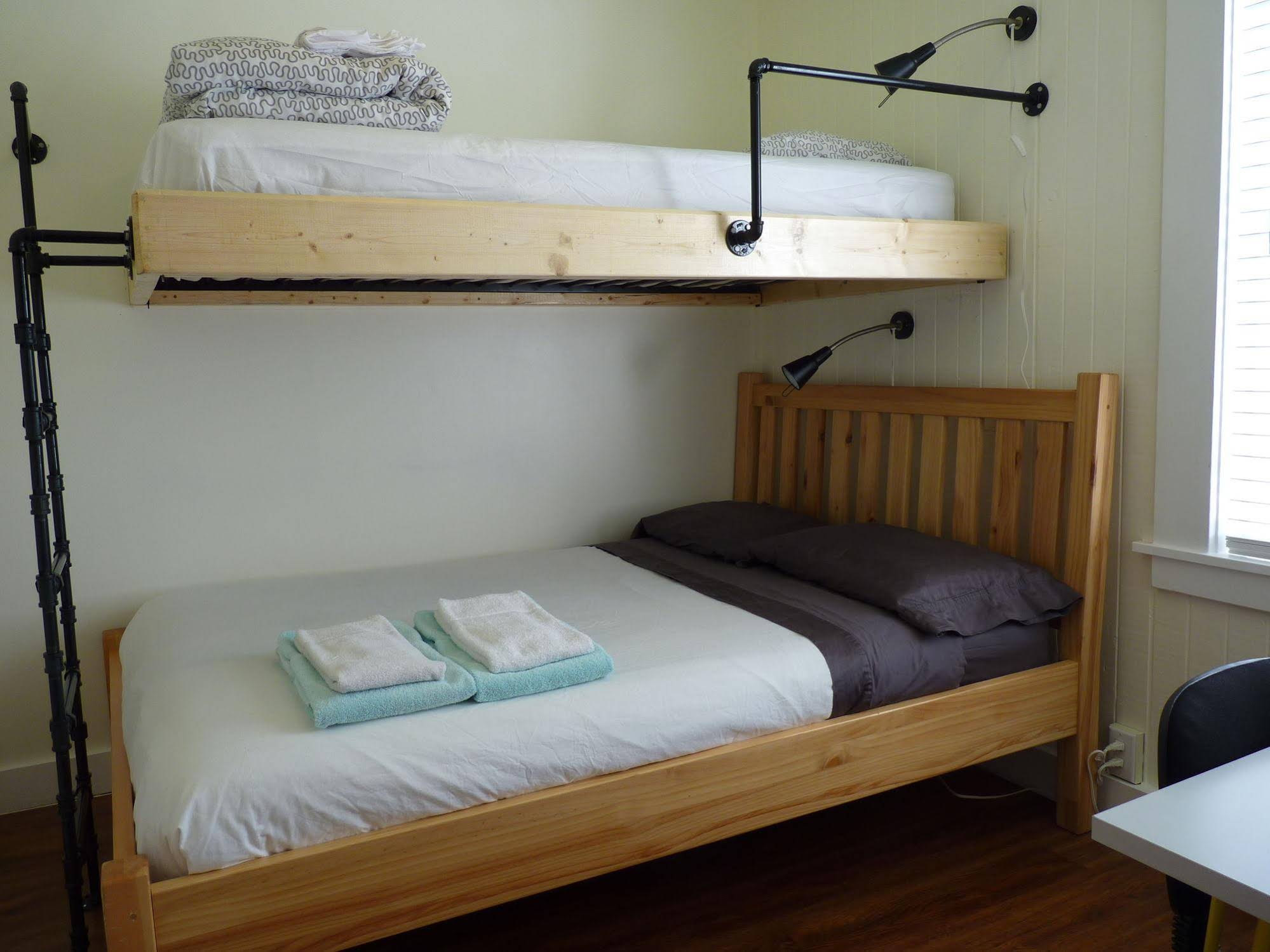 Cow Bay Pioneer Guesthouse