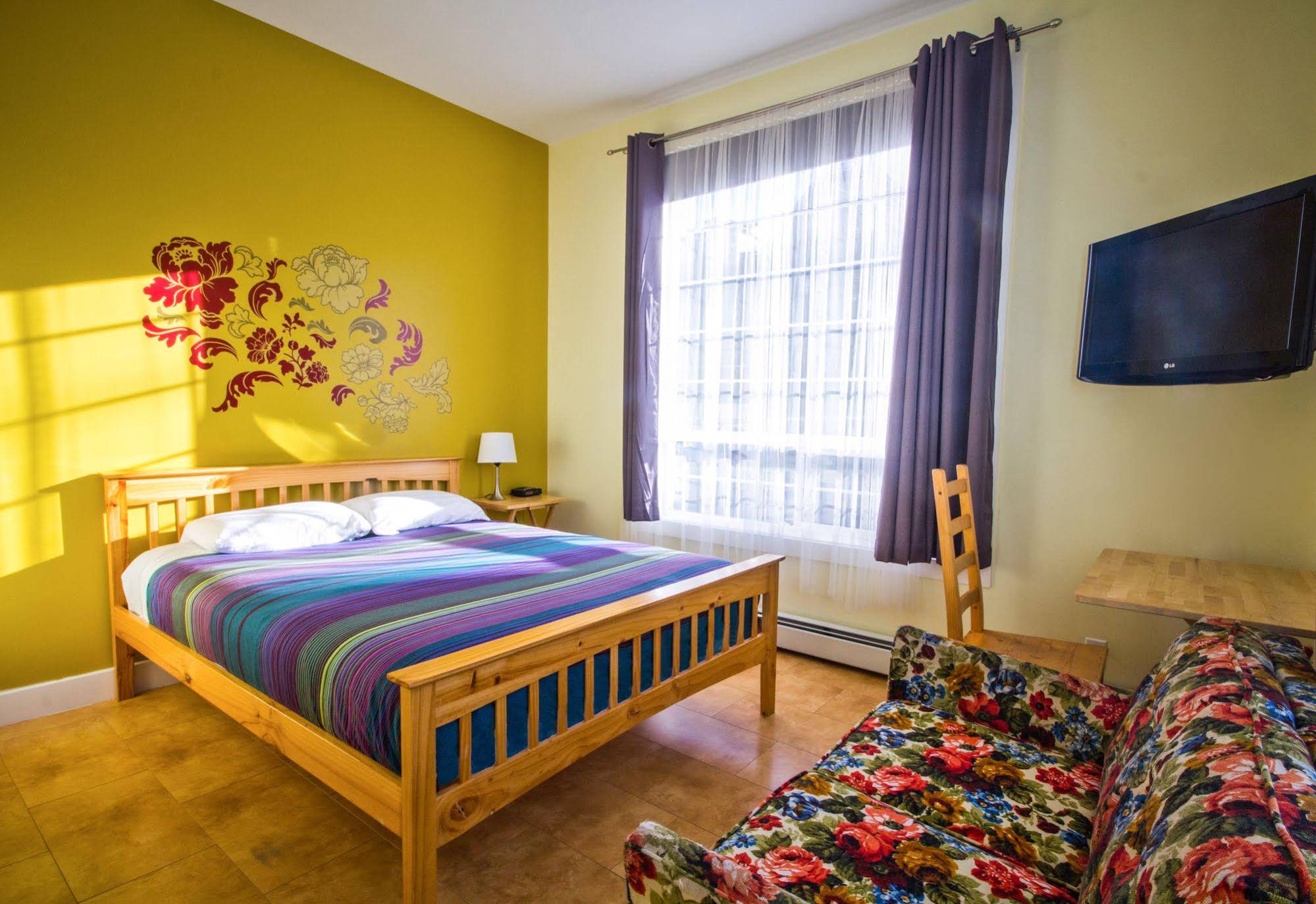 Cow Bay Pioneer Guesthouse