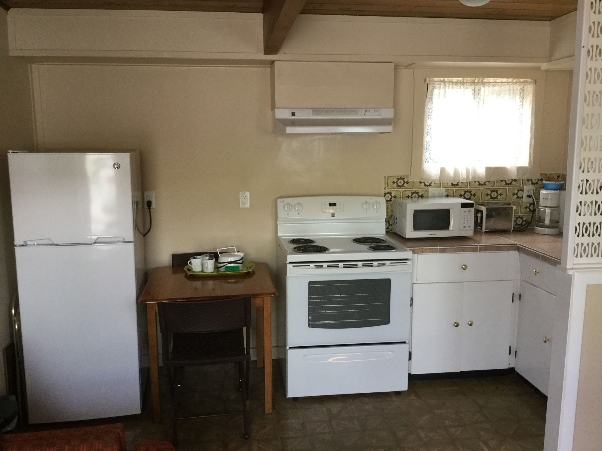 Cedars Motel