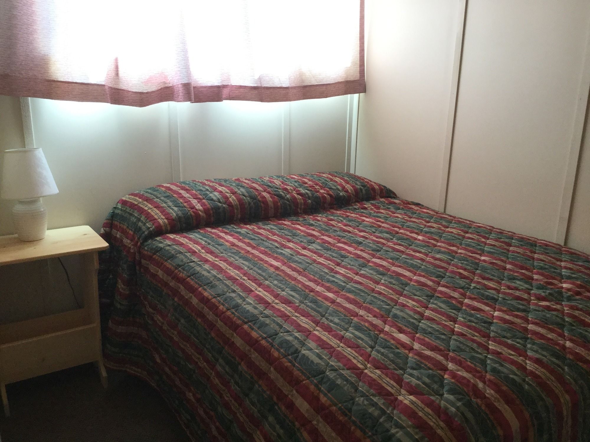 Cedars Motel
