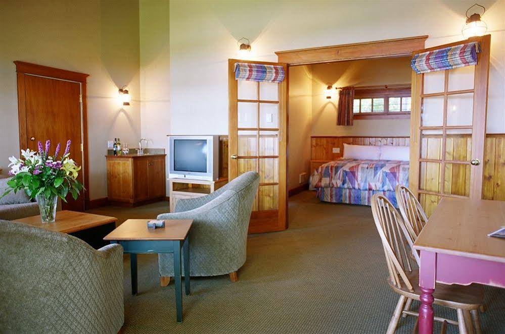 April Point Resort & Spa