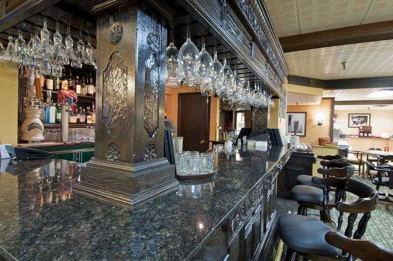Abercorn Inn Vancouver Airport