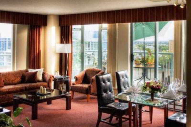 Executive Hotel Vancouver Airport