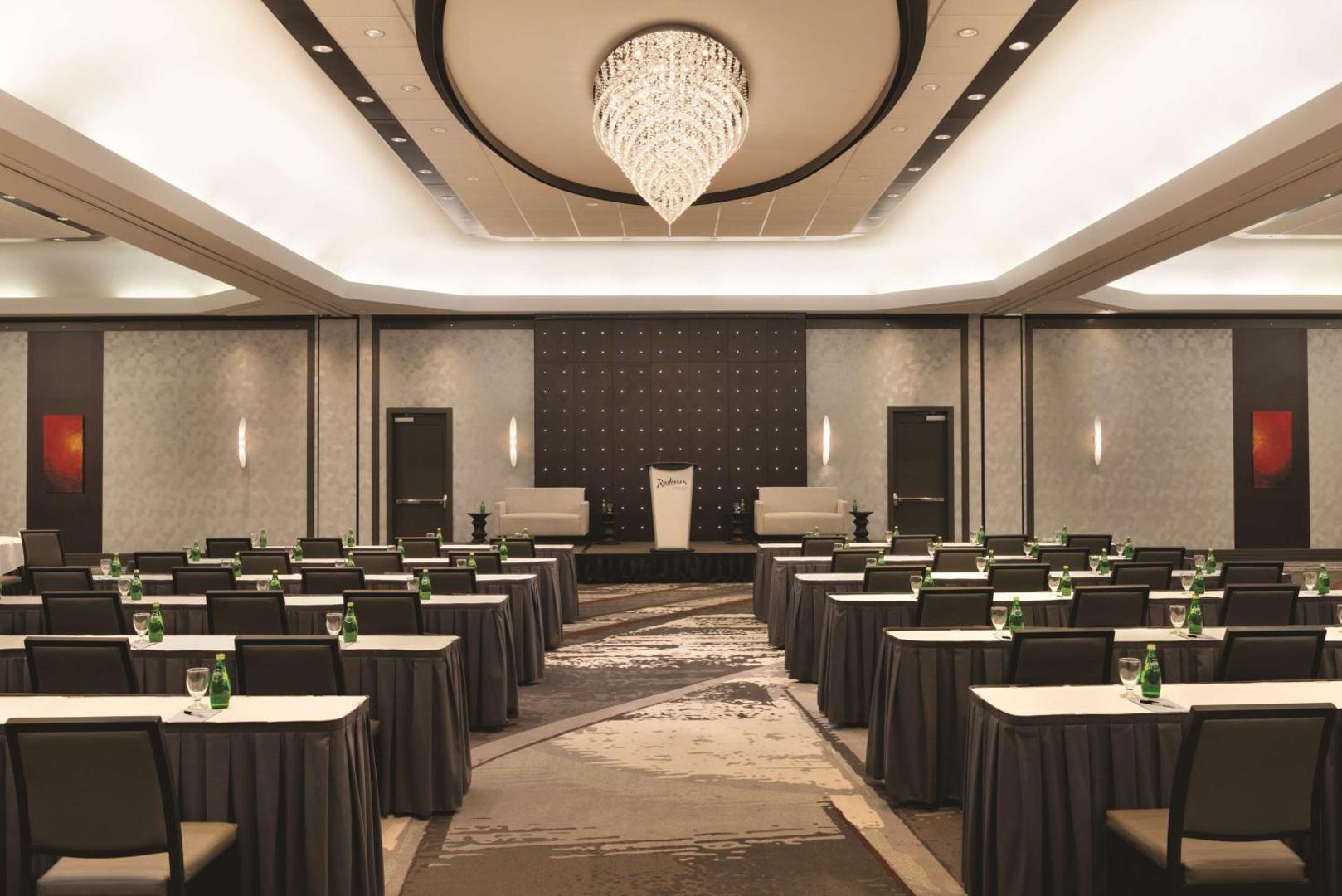 Radisson Hotel Vancouver Airport