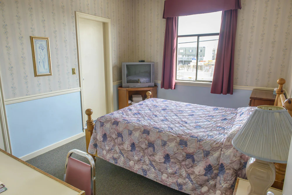 The Steveston Cafe & Hotel