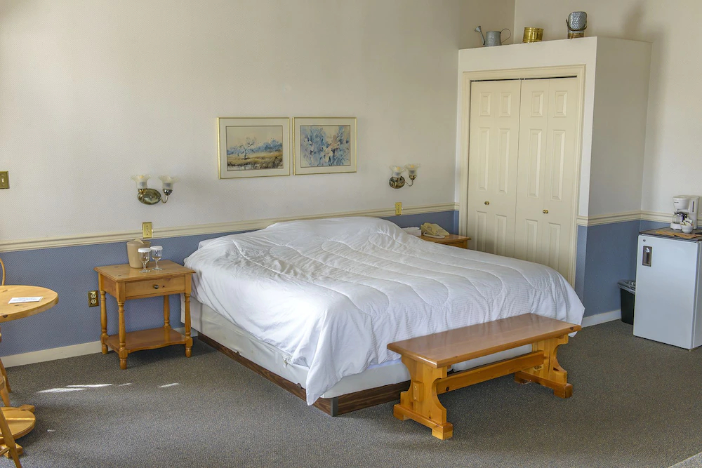 The Steveston Cafe & Hotel