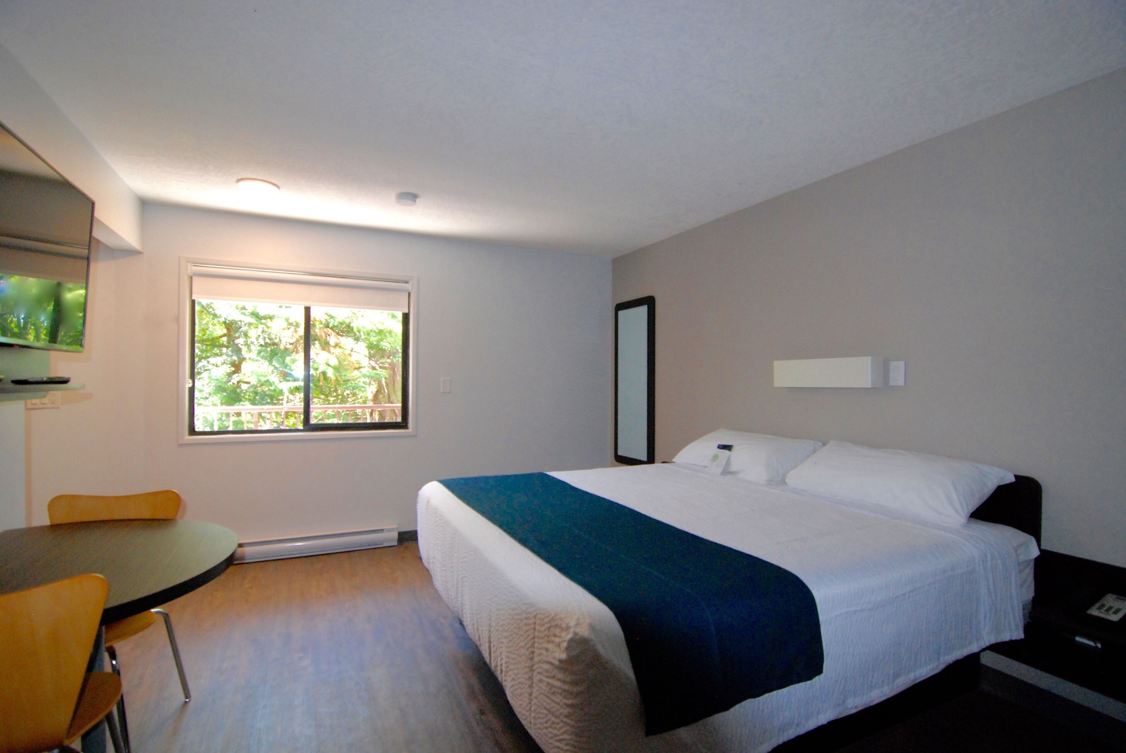 Motel 6 Victoria Airport Saanichton