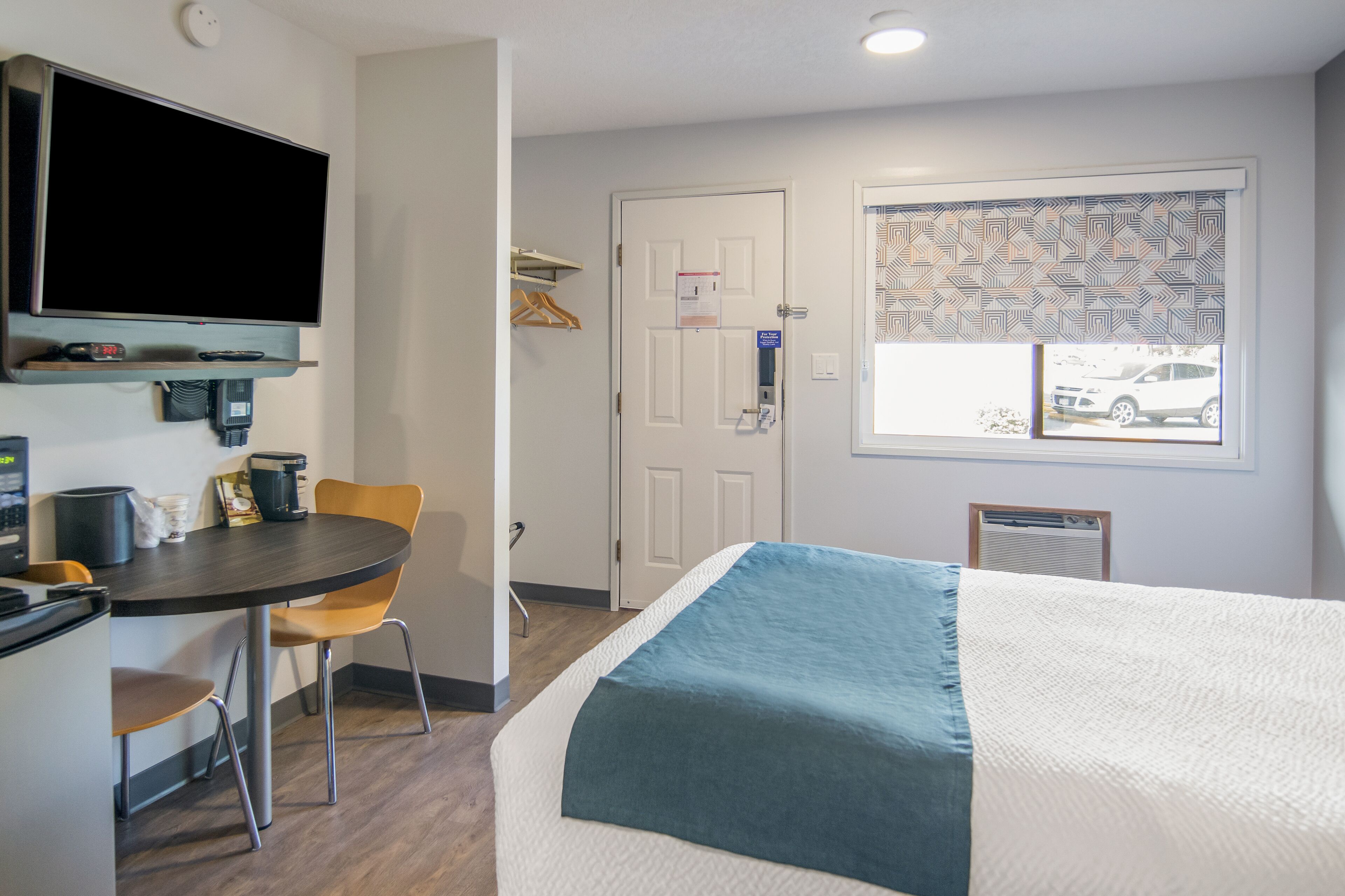 Motel 6 Victoria Airport Saanichton