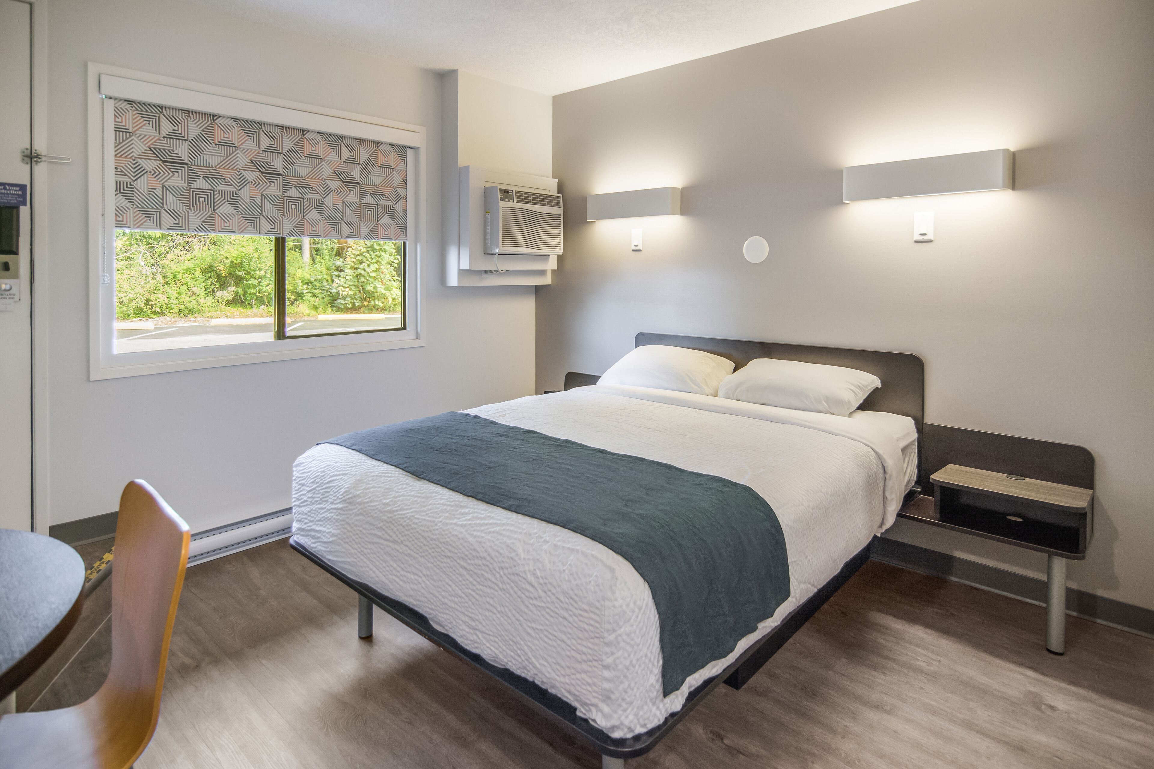 Motel 6 Victoria Airport Saanichton