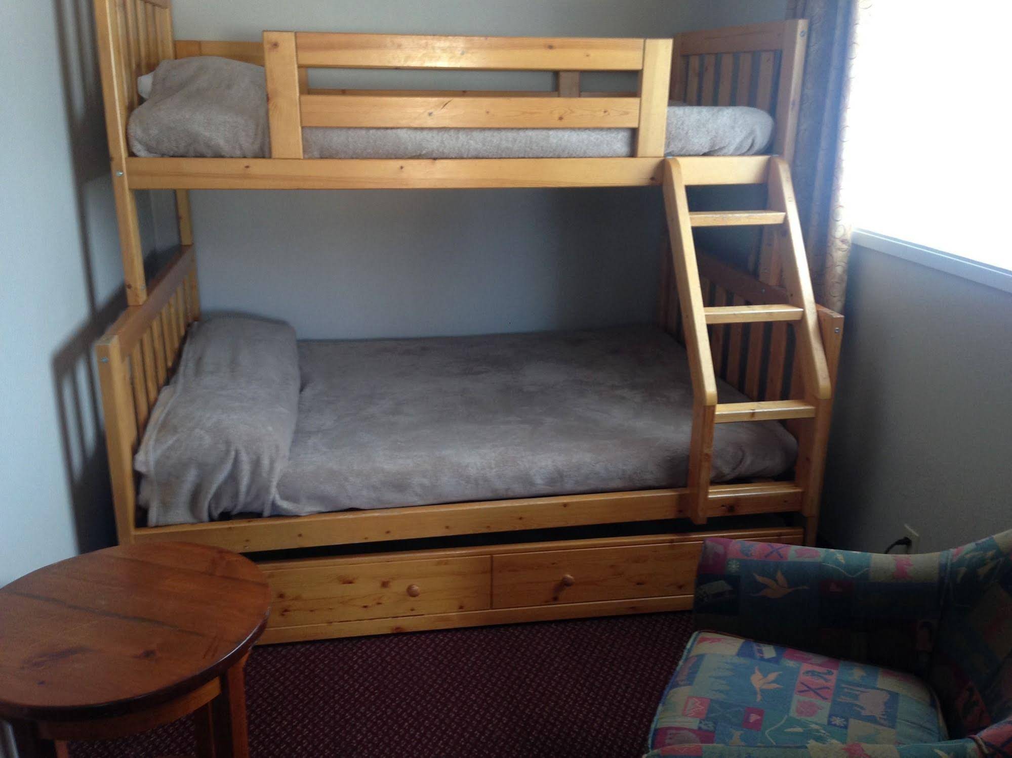 Aspen Inn & Suites
