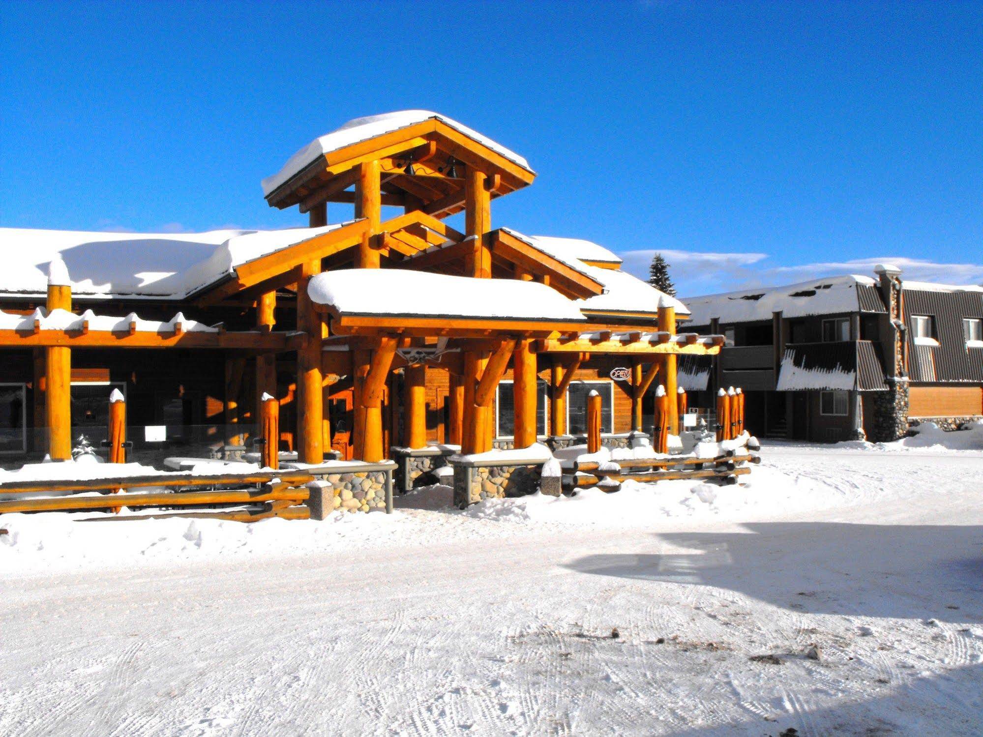 Aspen Inn & Suites