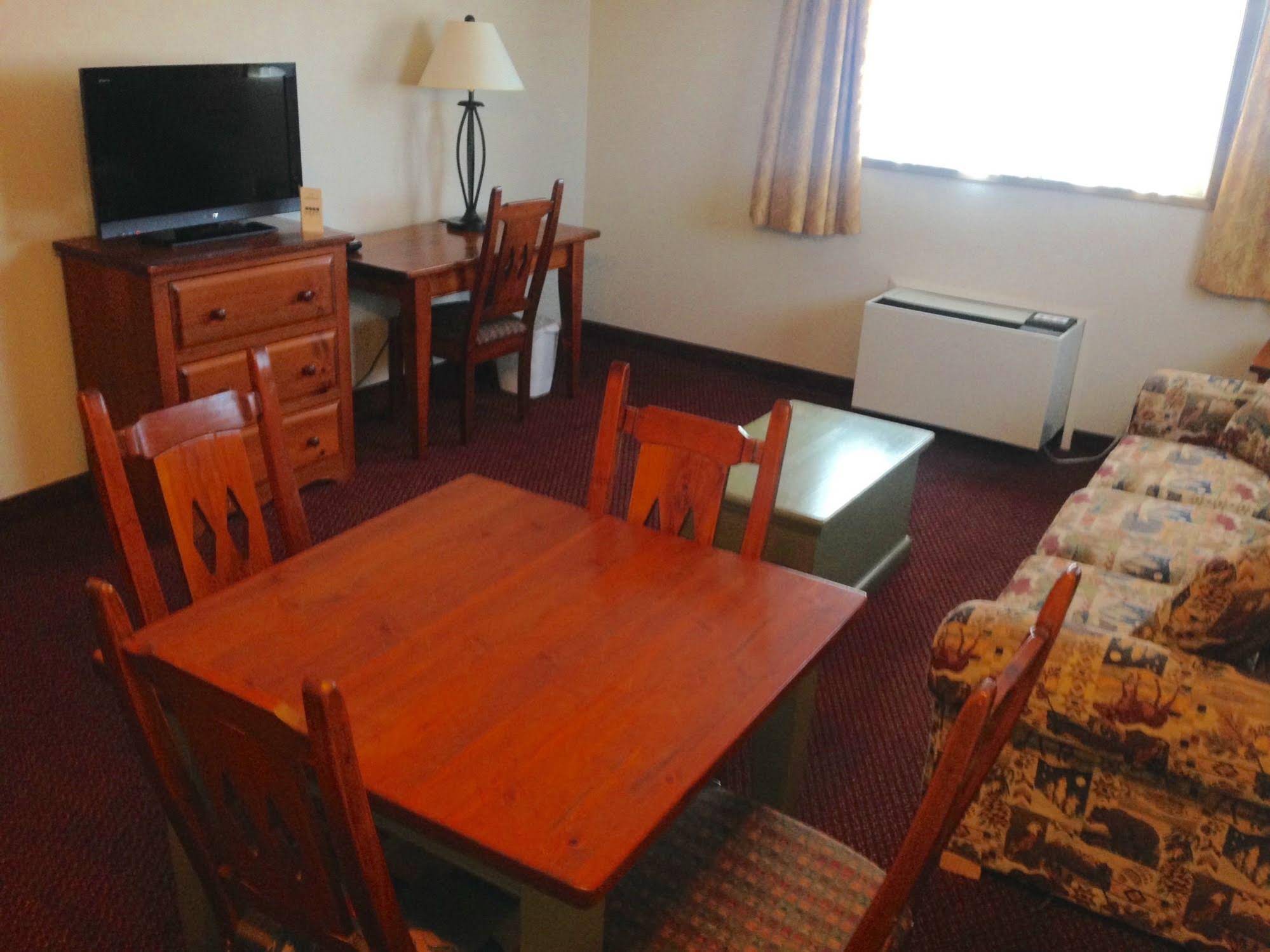 Aspen Inn & Suites