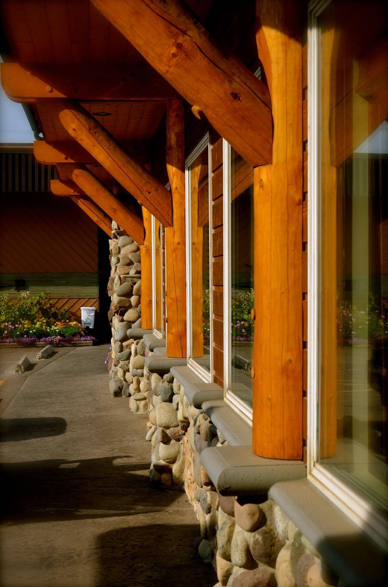 Aspen Inn & Suites