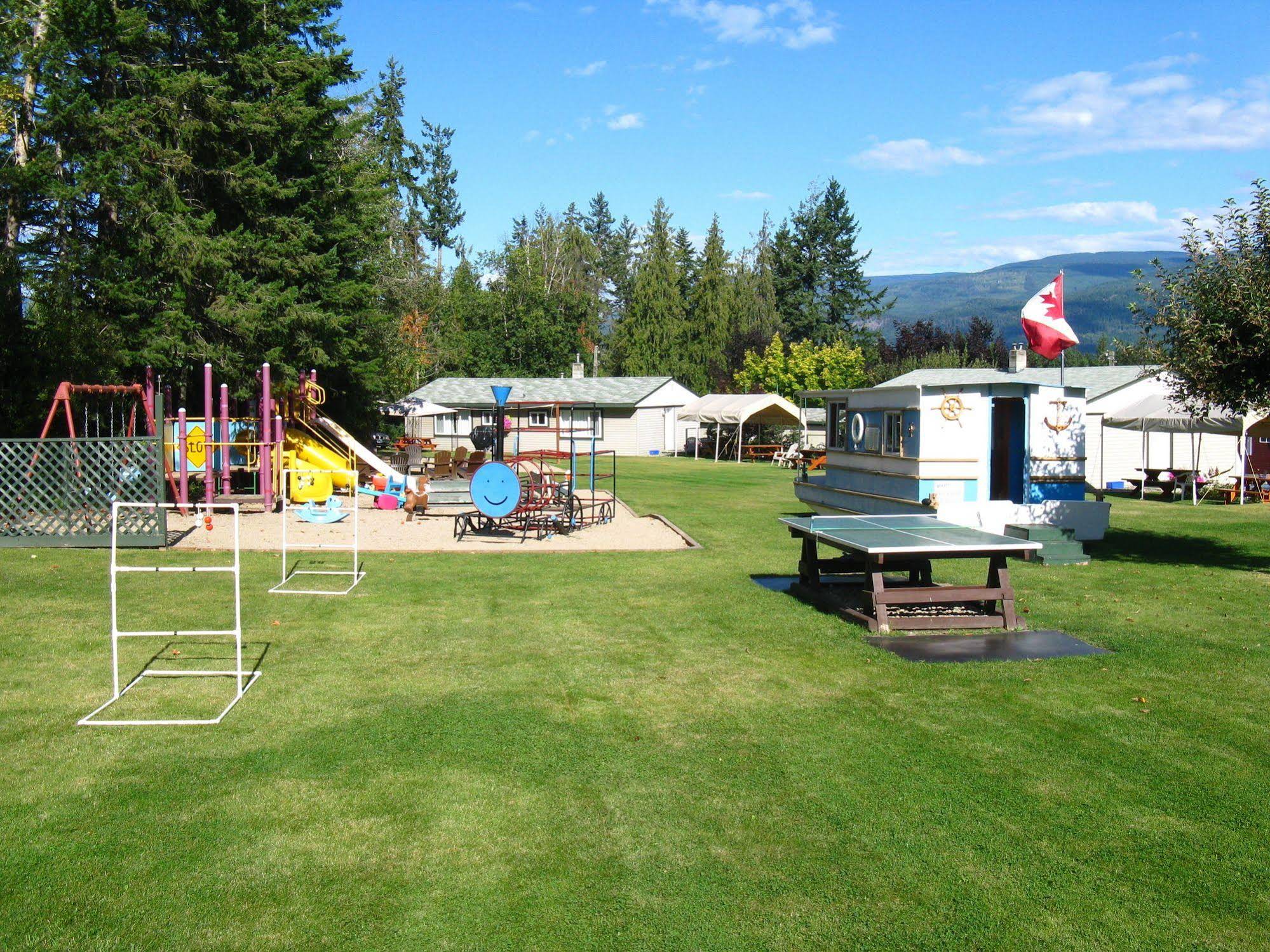 Shuswap Lake Motel Resort & Campground
