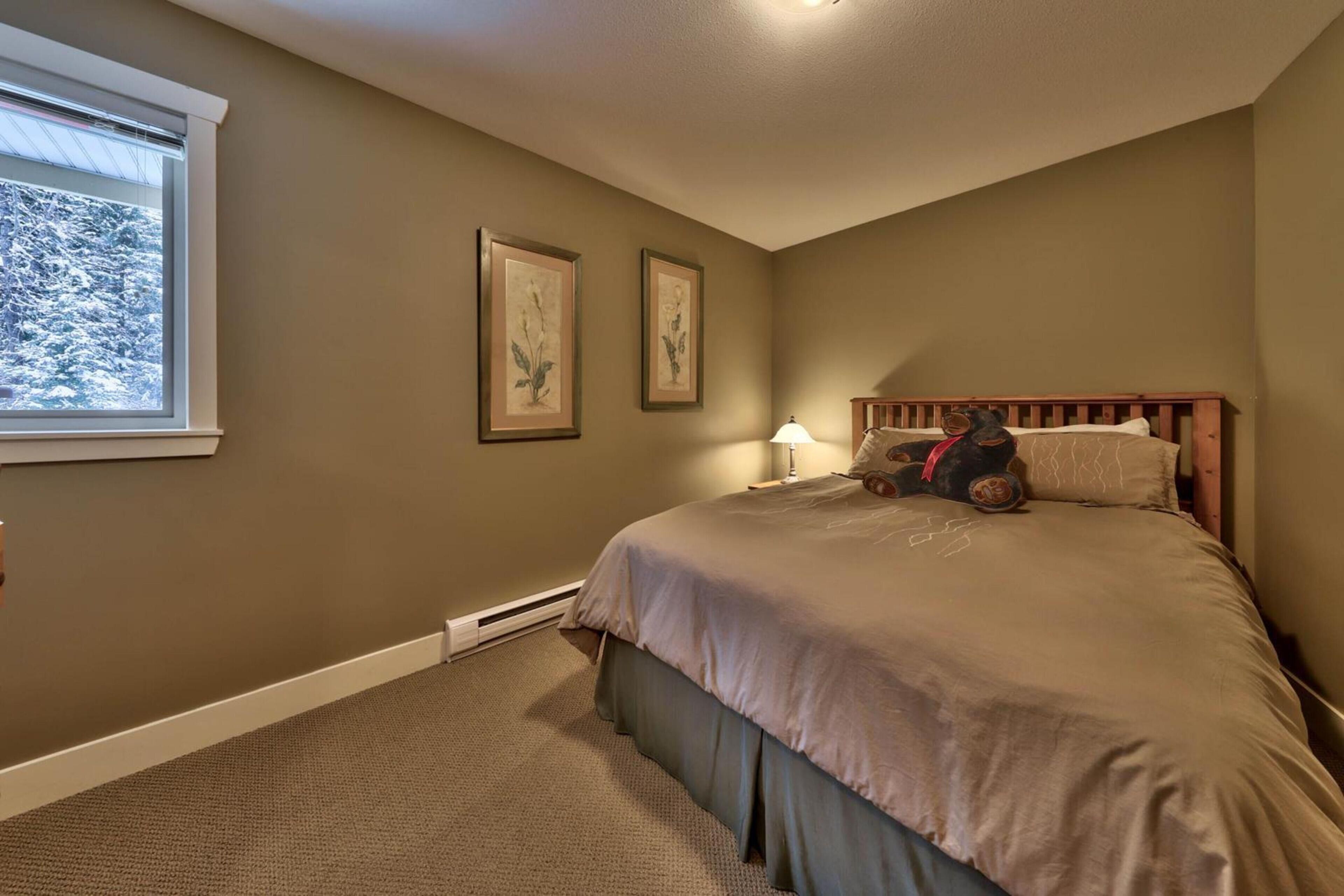 Pineview Lodge by Bear Country