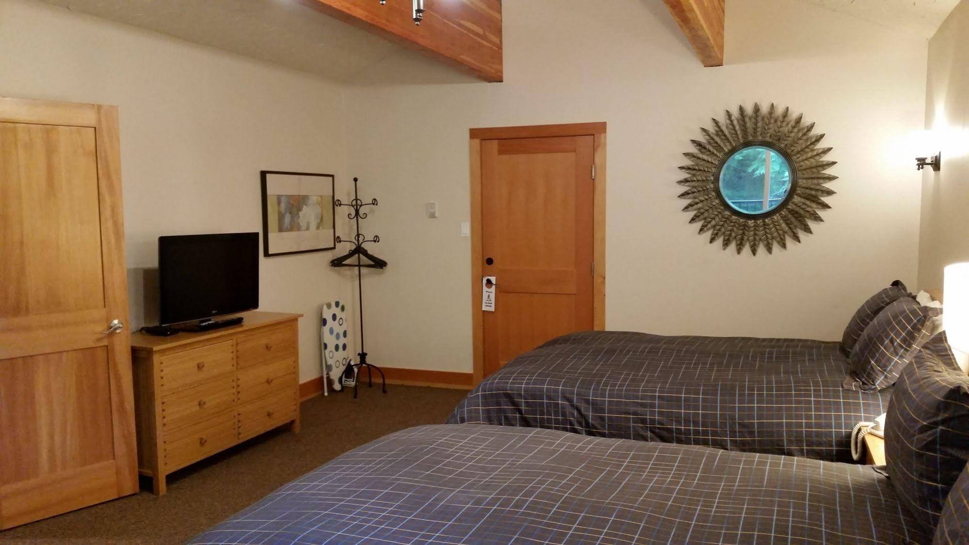 The Lodge At Skeena Landing