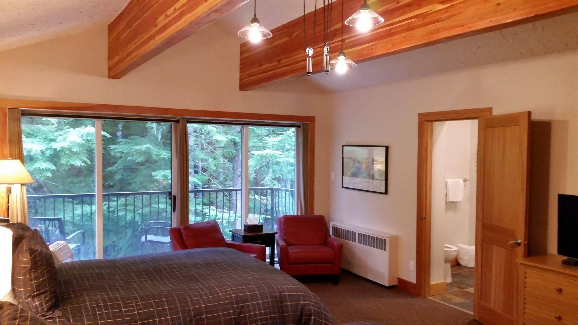 The Lodge At Skeena Landing