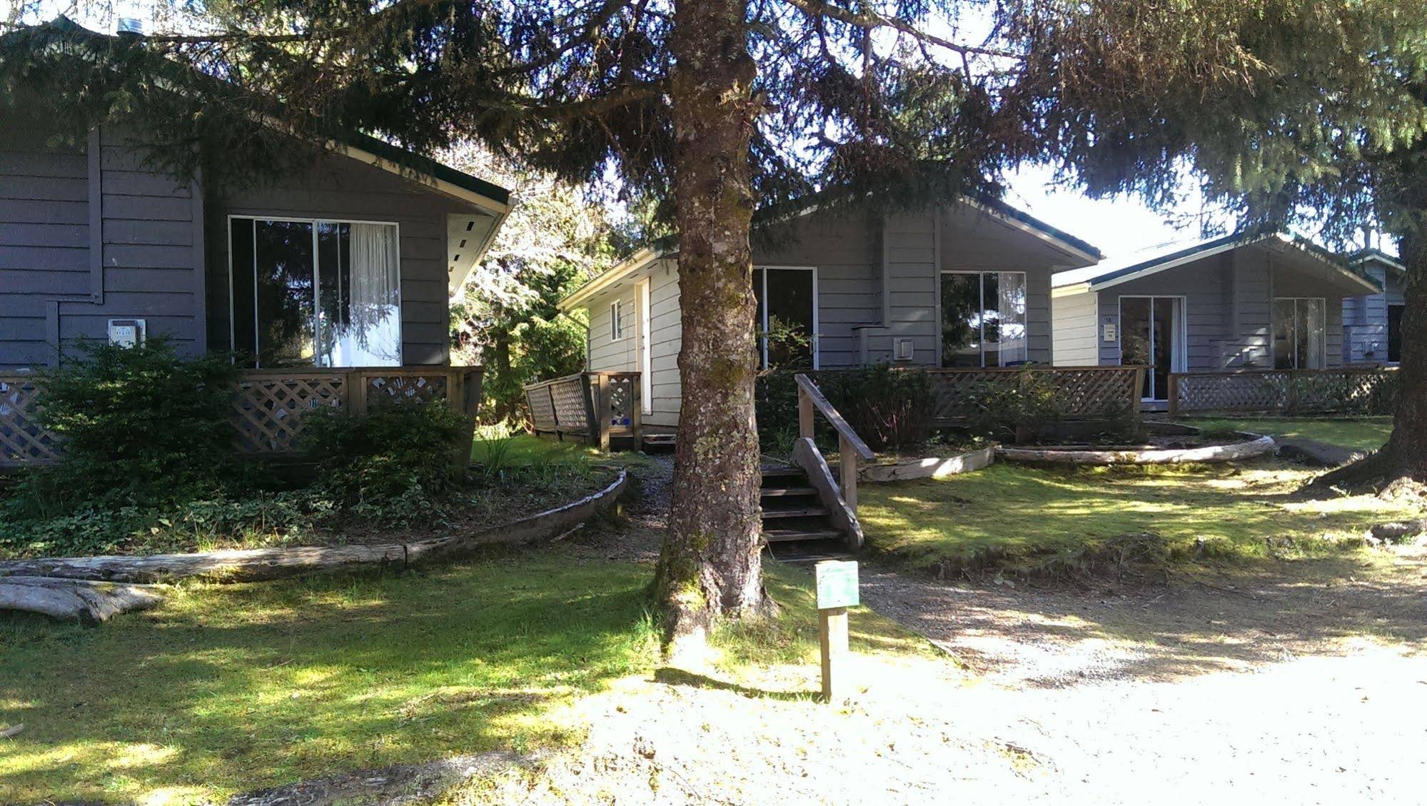 Mackenzie Beach Resort
