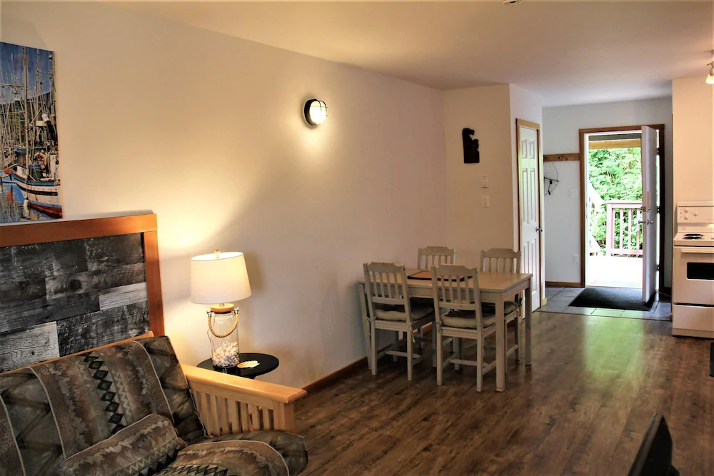 Kingfisher Cottage