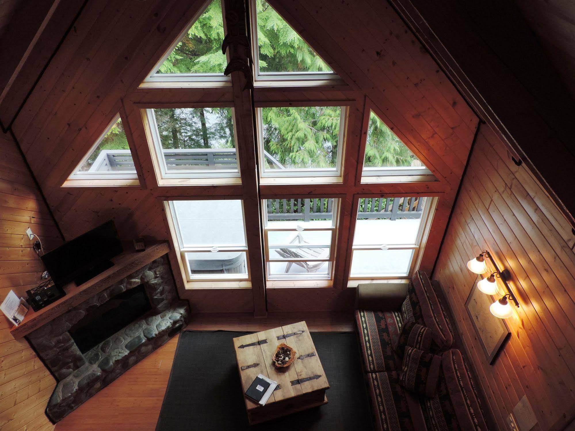 Wild Pacific Waterfront Cabins