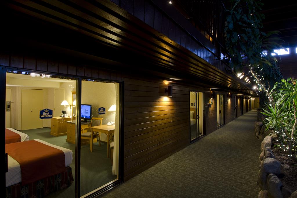 Prestige Vernon Lodge & Conference Centre