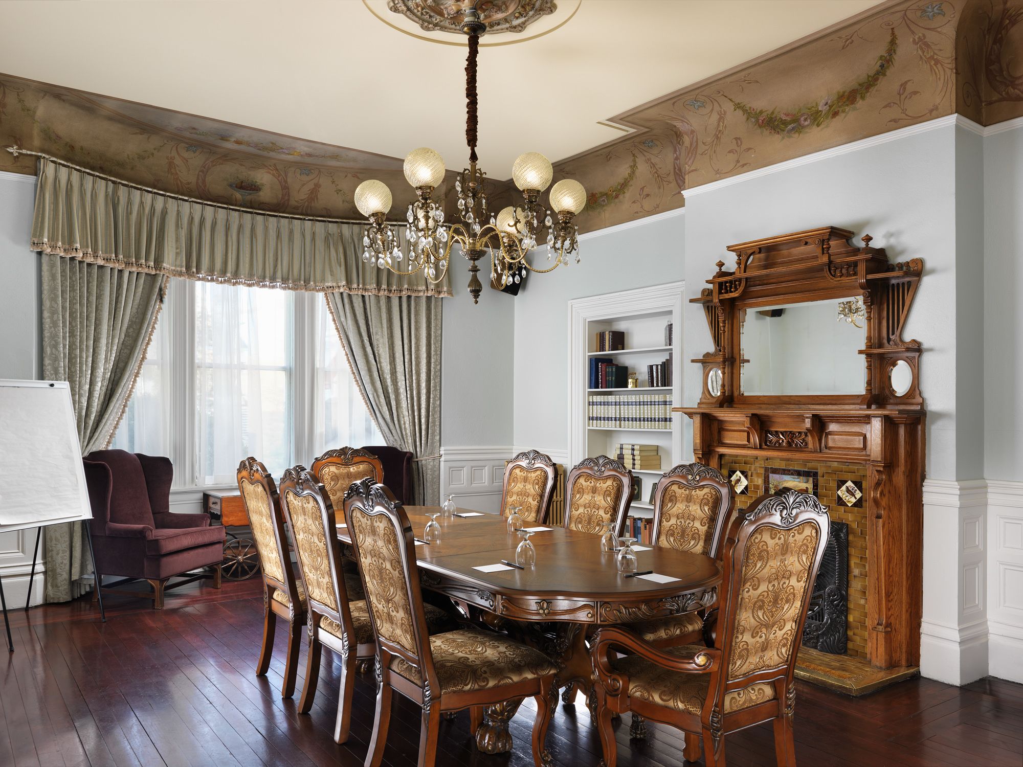 Huntingdon Manor
