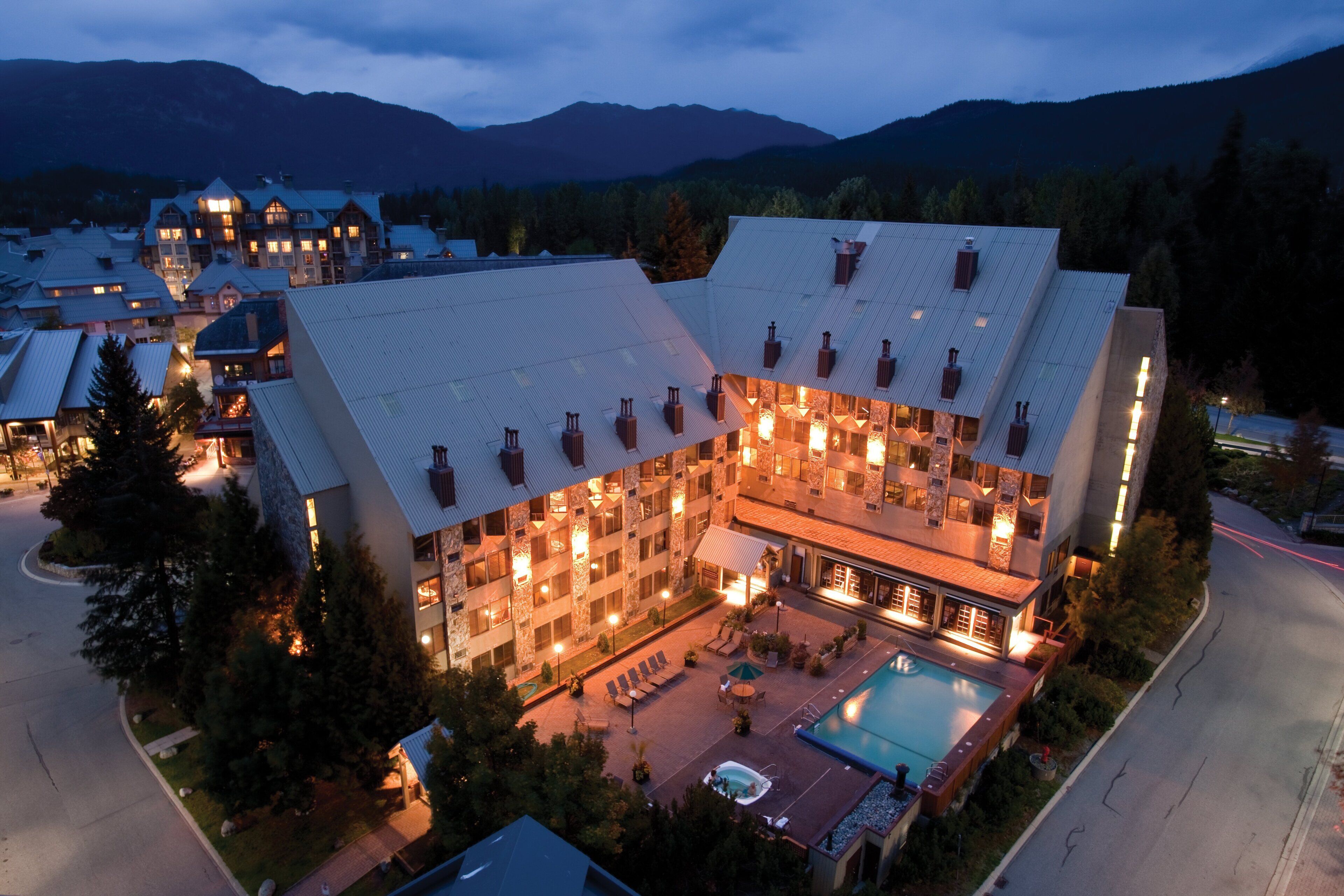 Mountainside Lodge Whistler