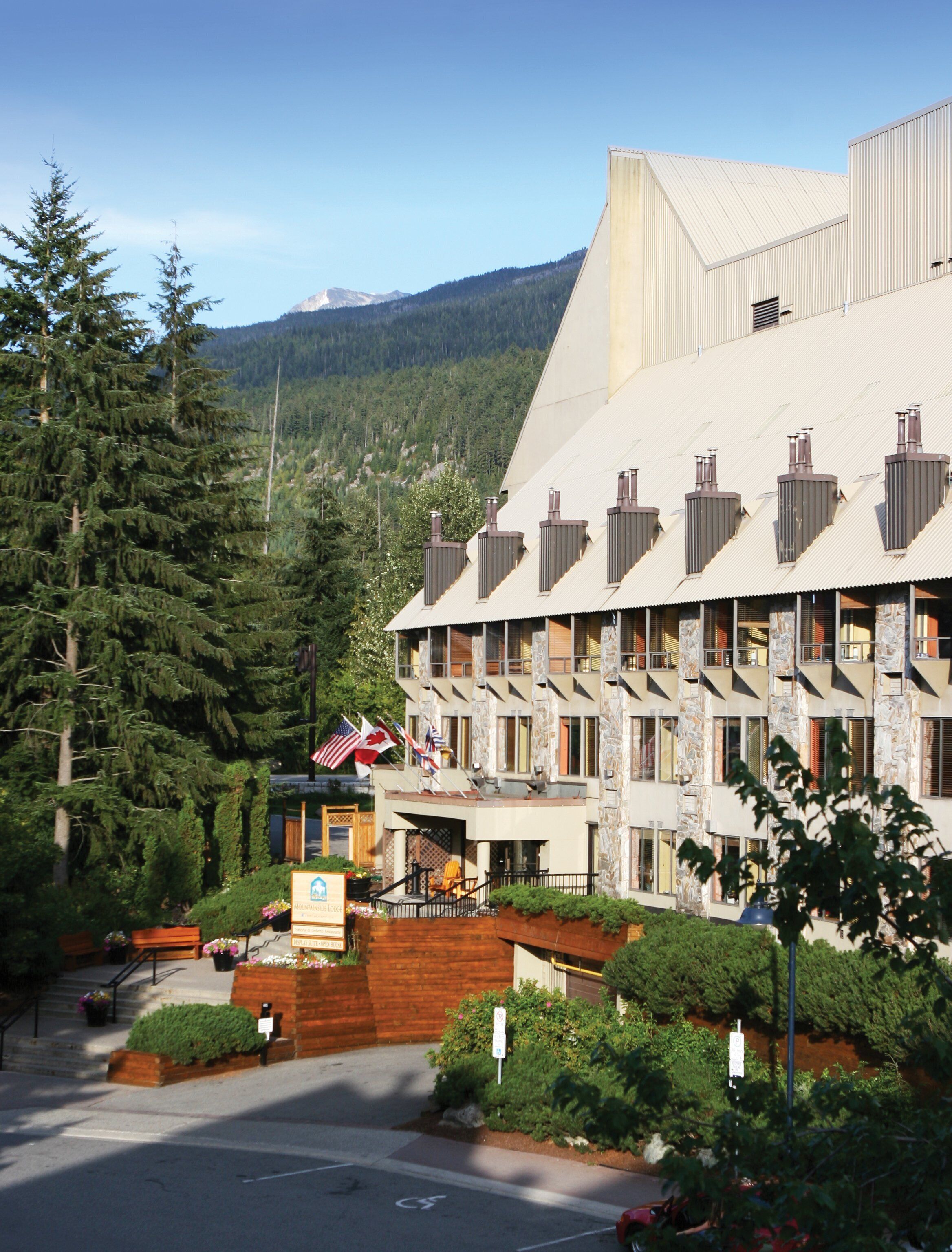 Mountainside Lodge Whistler