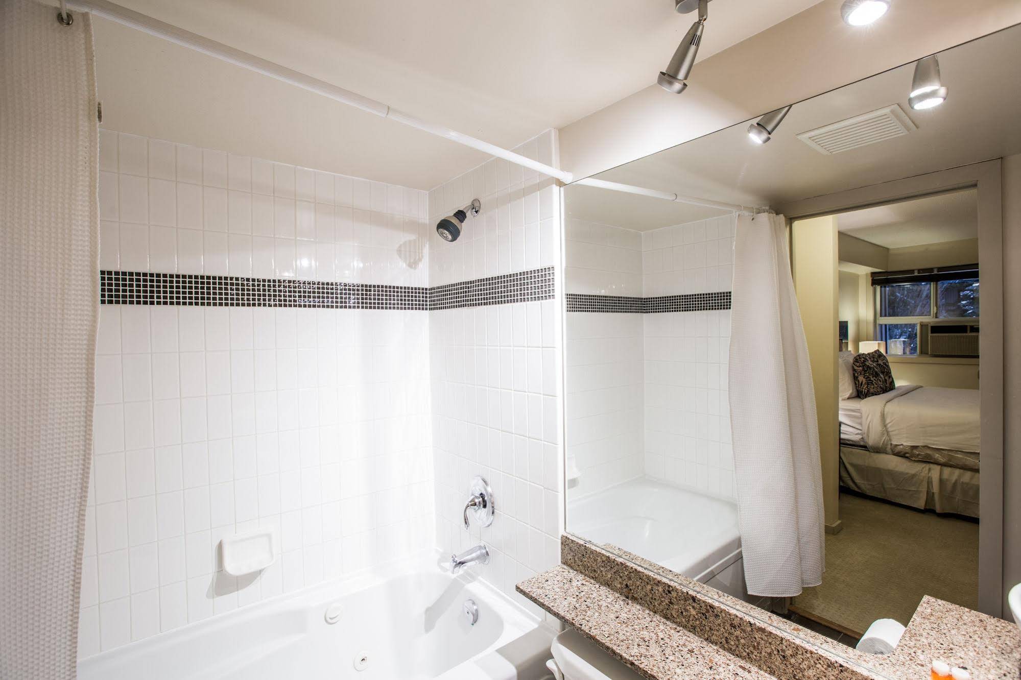 Glacier's Reach by Whistler Blackcomb Vacation Rentals