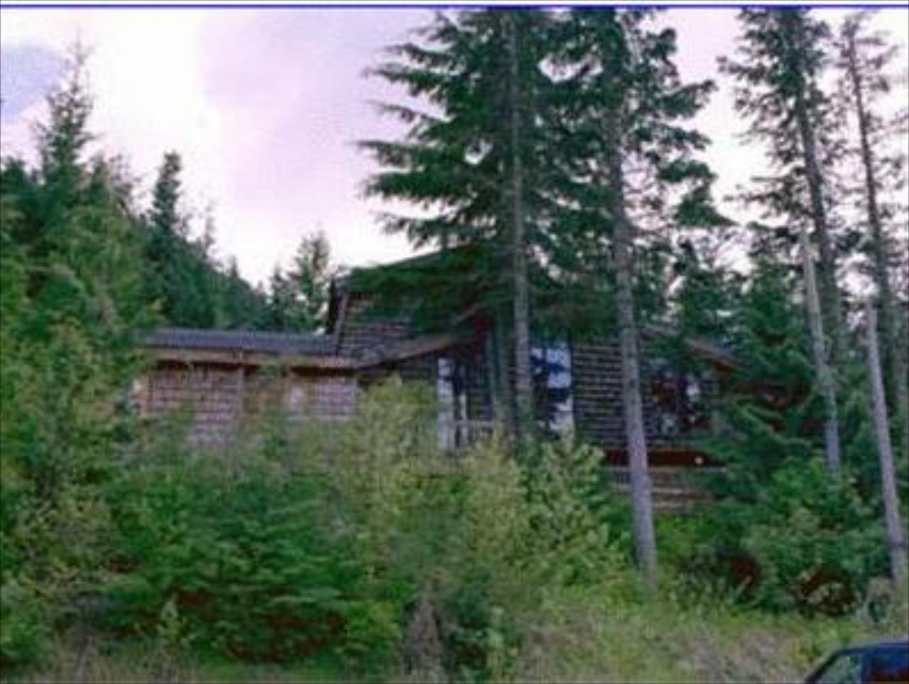 Whistler Lodge Hostel