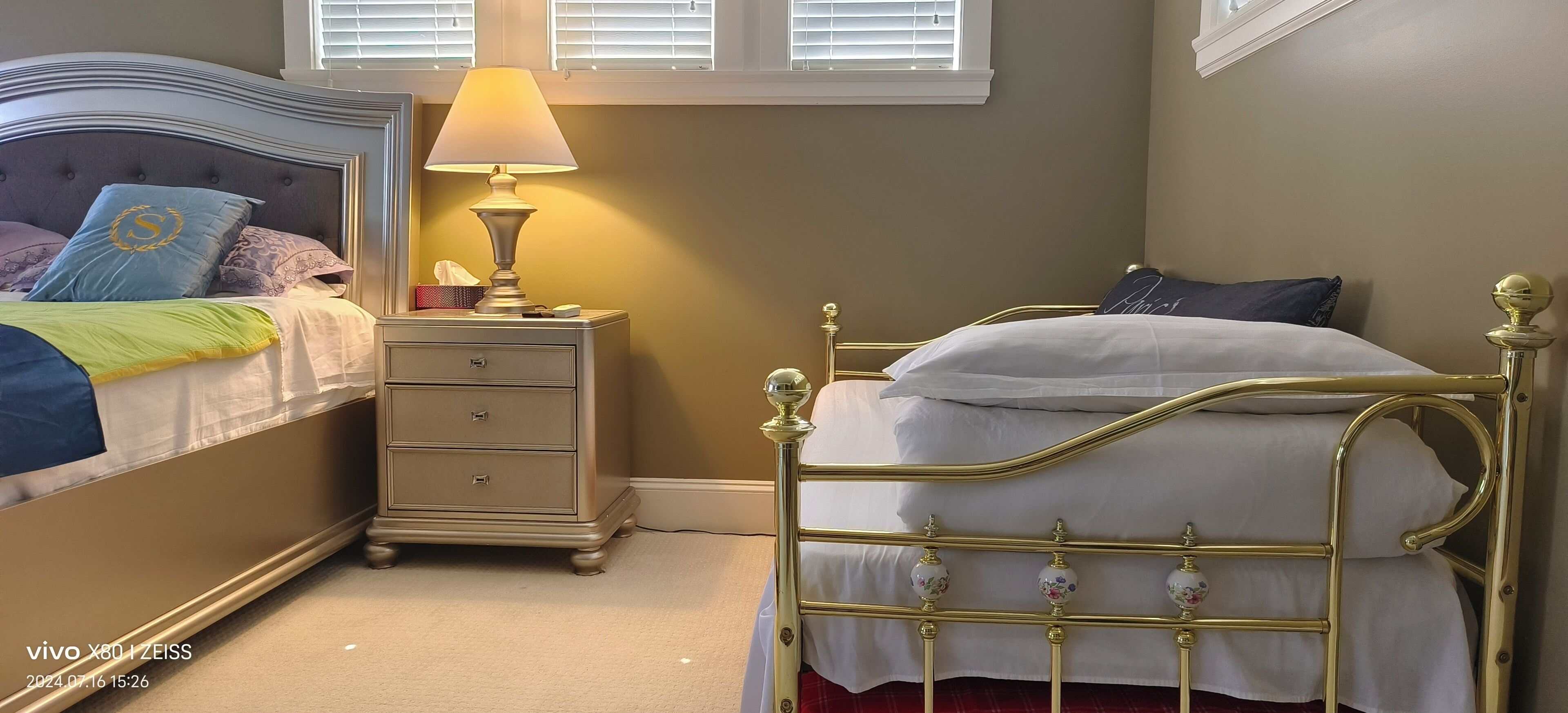 Sunny Island by White Rock