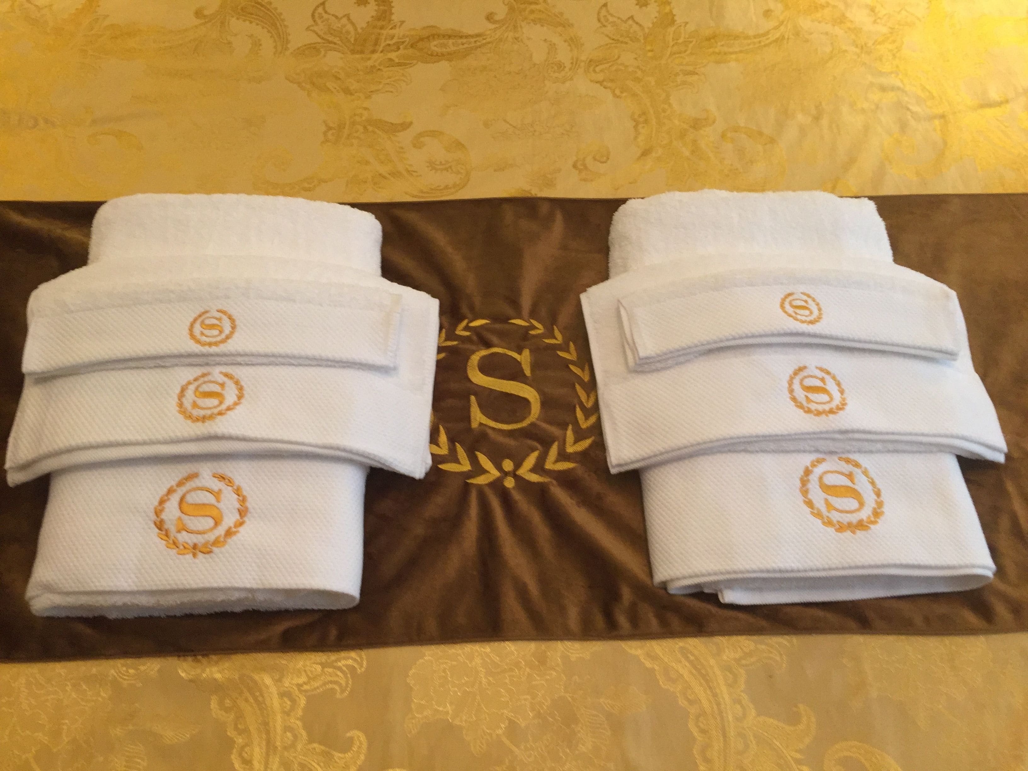 Sunny Island by White Rock