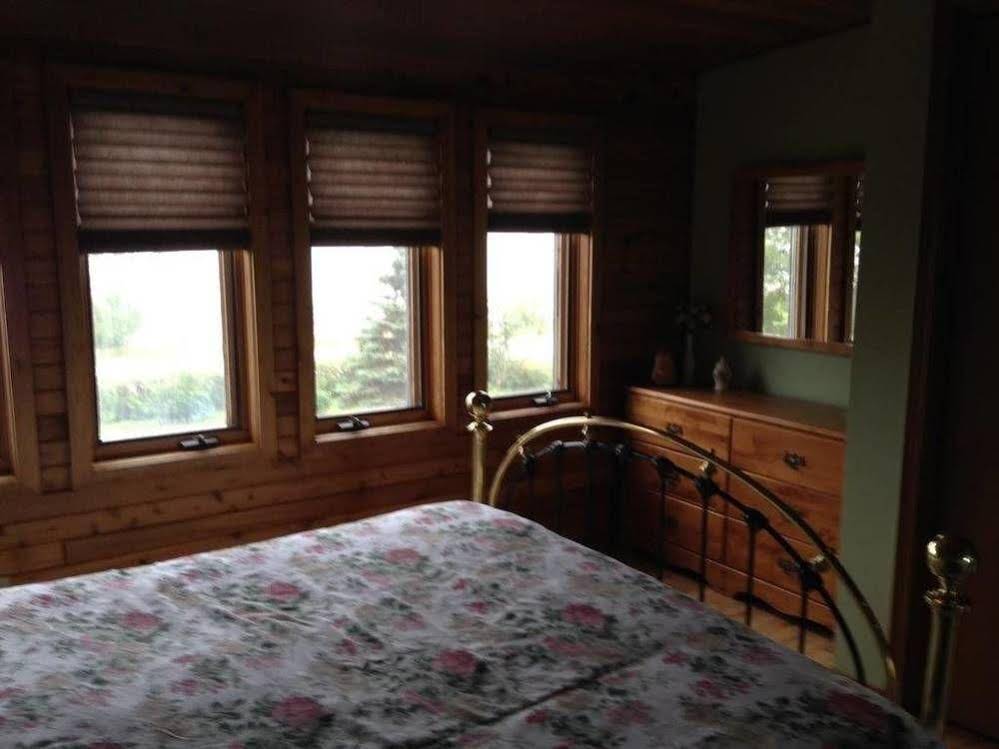 Solmundson Gesta Hus B&B and Wellness Centre