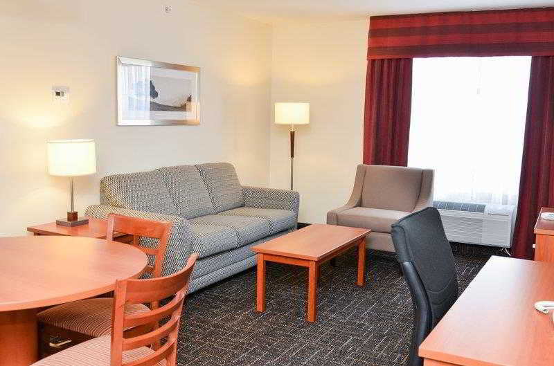 Best Western Thompson Hotel & Suites