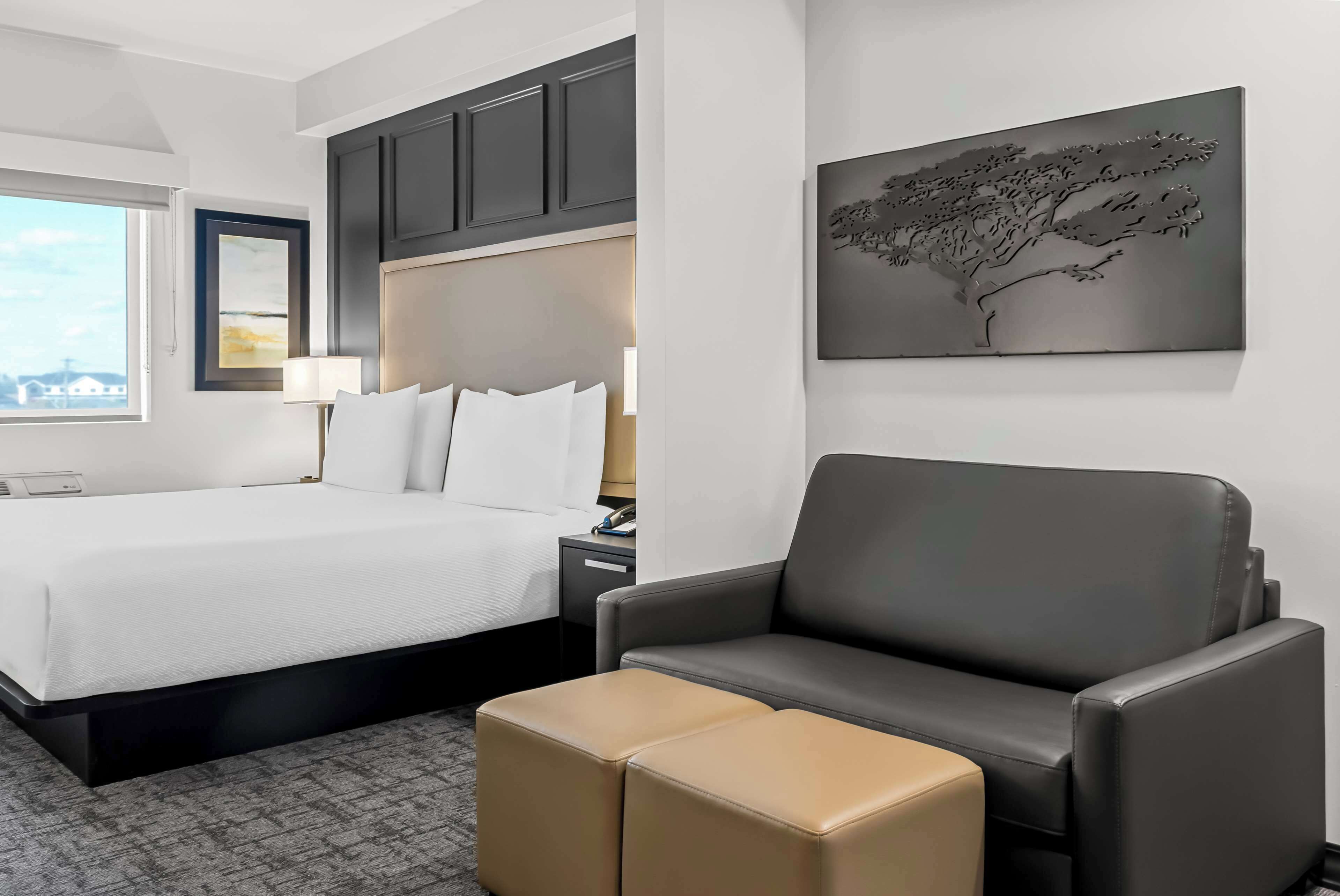 Best Western Plus Winkler