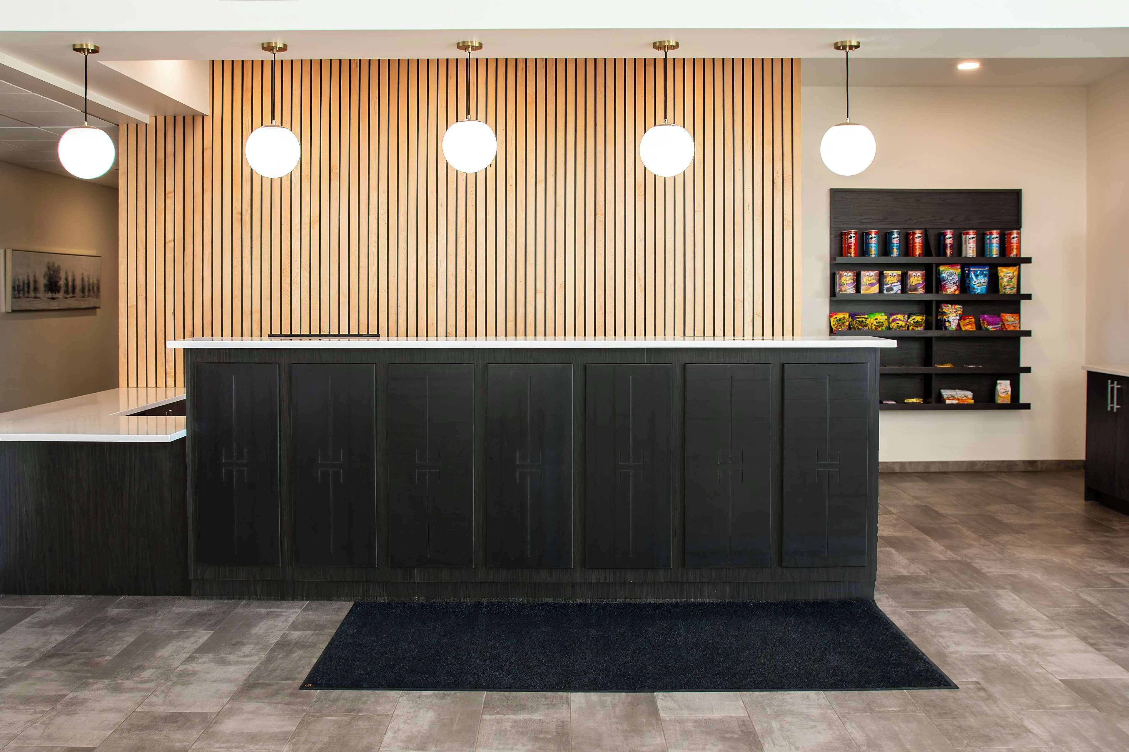 Best Western Plus Winkler