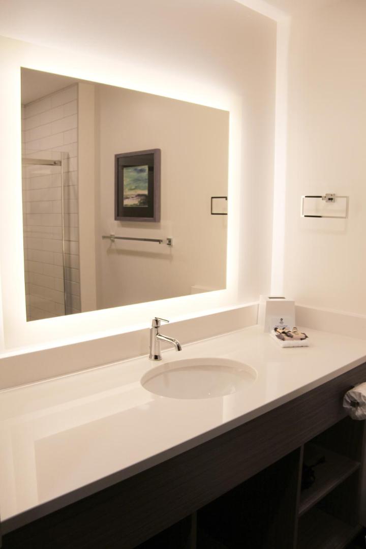 Best Western Plus Winkler