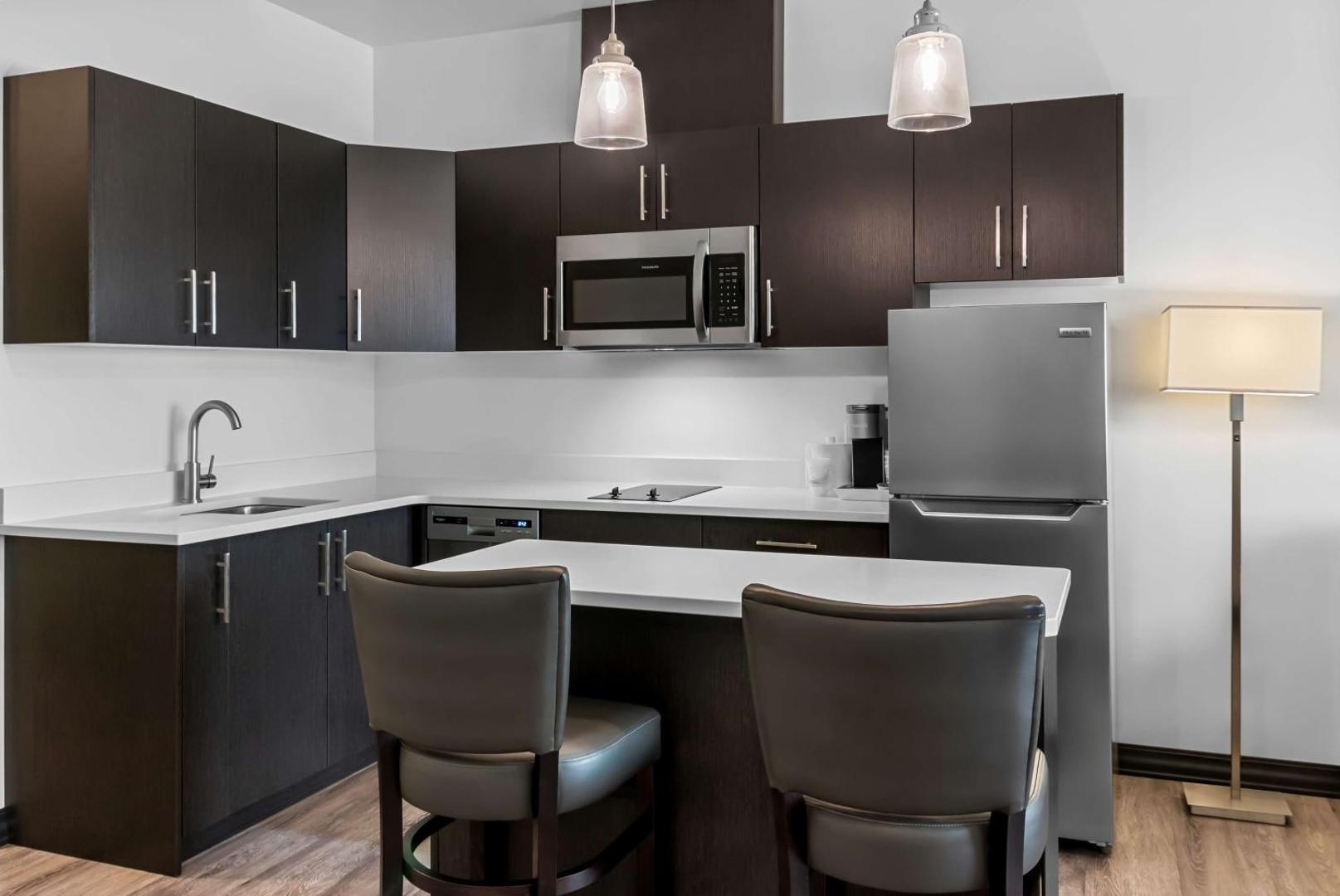 Best Western Plus Winkler